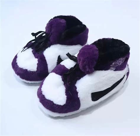 nike jordan fluffy slippers